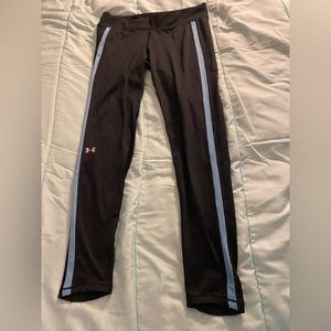 Black under armor leggings, size large.